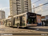 Via Sudeste Transportes S.A. 5 2693 na cidade de São Paulo, São Paulo, Brasil, por Thiago Lima. Número da foto: #:id.