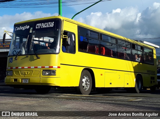 Buses Metropoli  na cidade de Cartago, Cartago, Costa Rica, por Jose Andres Bonilla Aguilar. ID da foto: 8968794.