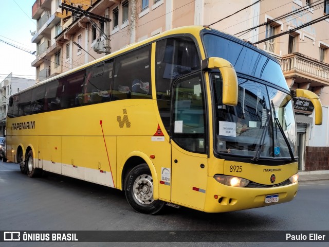 Viação Itapemirim 8925 na cidade de Manhuaçu, Minas Gerais, Brasil, por Paulo Eller. ID da foto: 8969132.