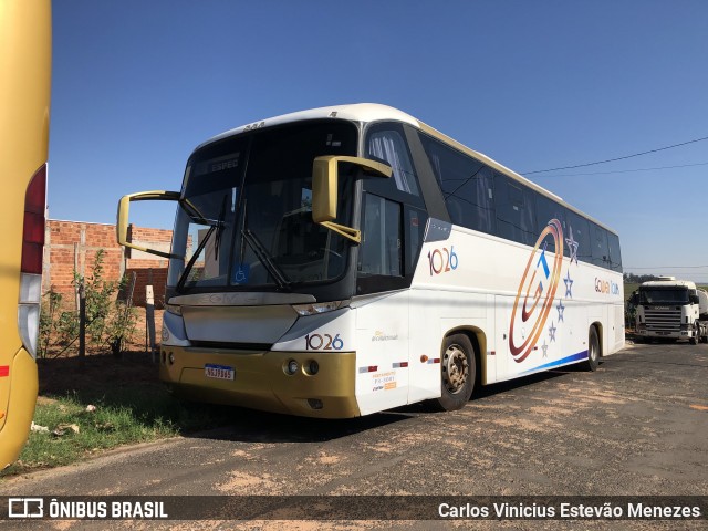 Golden Tour 1026 na cidade de Quatá, São Paulo, Brasil, por Carlos Vinicius Estevão Menezes. Número da foto: #8971633.