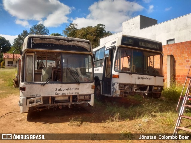 Sucata e Desmanches  na cidade de Itu, São Paulo, Brasil, por Jônatas  Colombo Boer. ID da foto: 8975226.