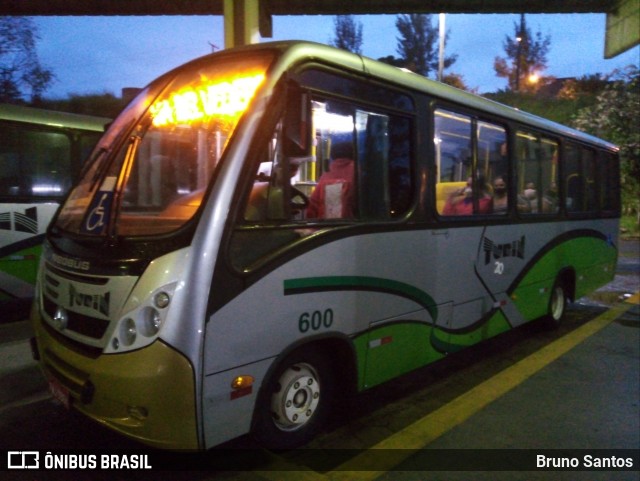 Turin Transportes 600 na cidade de Ouro Branco, Minas Gerais, Brasil, por Bruno Santos. Número da foto: #8977249.
