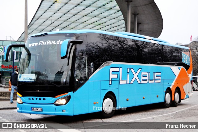 FlixBus 142 na cidade de Hamburg, Hamburg, Alemanha, por Franz Hecher. ID da foto: 8978903.