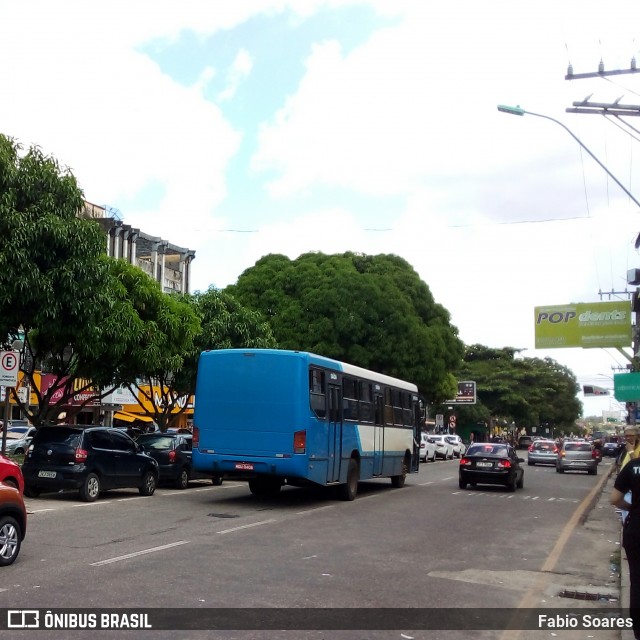 Ônibus Particulares 200 na cidade de Castanhal, Pará, Brasil, por Fabio Soares. Número da foto: #8976964.