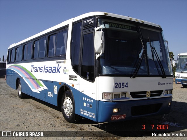 Trans Isaak Turismo 2054 na cidade de Curitiba, Paraná, Brasil, por Reinaldo Penha. ID da foto: 9040865.