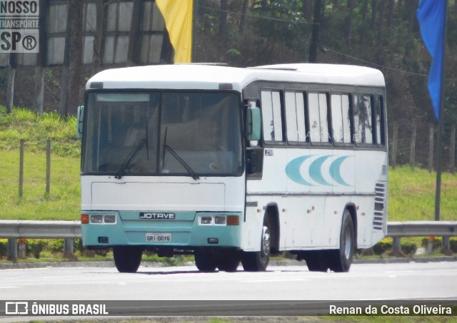 Ônibus Particulares 0076 na cidade de Registro, São Paulo, Brasil, por Renan da Costa Oliveira. Número da foto: #9067042.