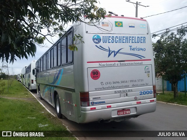 Weschenfelder Turismo 2000 na cidade de Esteio, Rio Grande do Sul, Brasil, por JULIO SILVA. Número da foto: #9067053.