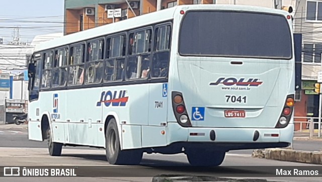 SOUL - Sociedade de Ônibus União Ltda. 7041 na cidade de Porto Alegre, Rio Grande do Sul, Brasil, por Max Ramos. Número da foto: #9072565.