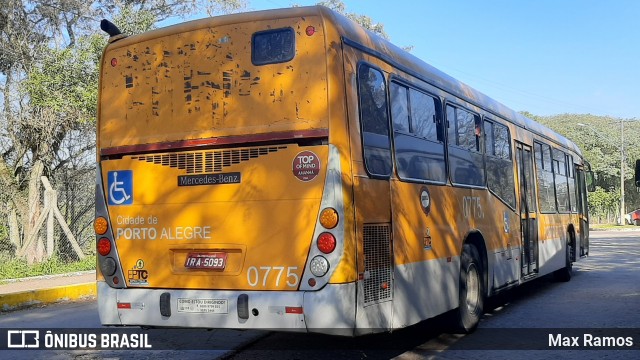 Companhia Carris Porto-Alegrense 0775 na cidade de Porto Alegre, Rio Grande do Sul, Brasil, por Max Ramos. ID da foto: 9075555.