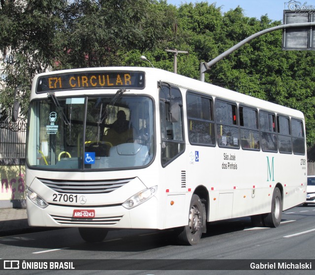 Viação Graciosa 27061 na cidade de Curitiba, Paraná, Brasil, por Gabriel Michalski. ID da foto: 9076054.