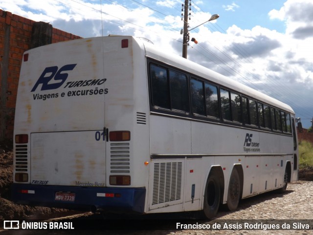 Ônibus Particulares 2339 na cidade de Teresina, Piauí, Brasil, por Francisco de Assis Rodrigues da Silva. ID da foto: 9079728.