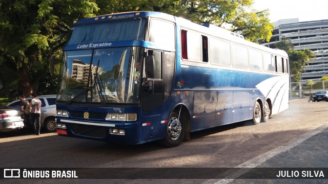 Ônibus Particulares 9807 na cidade de Porto Alegre, Rio Grande do Sul, Brasil, por JULIO SILVA. Número da foto: #9079764.