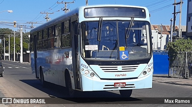 Empresa de Transporte Coletivo Viamão 8254 na cidade de Porto Alegre, Rio Grande do Sul, Brasil, por Max Ramos. ID da foto: 9080169.