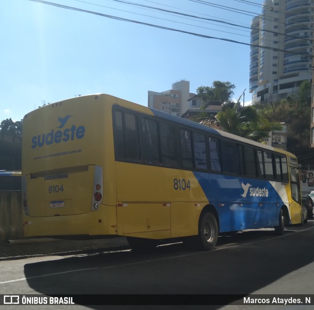 Viação Sudeste 8104 na cidade de Cachoeiro de Itapemirim, Espírito Santo, Brasil, por Marcos Ataydes. N. ID da foto: 9083693.