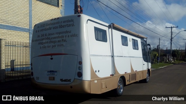 Ônibus Particulares  na cidade de Gravataí, Rio Grande do Sul, Brasil, por Charlys William. Número da foto: #9085319.