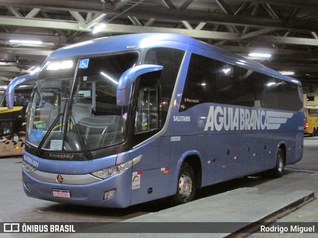 Viação Águia Branca RJ 193.021 na cidade de Rio de Janeiro, Rio de Janeiro, Brasil, por Rodrigo Miguel. Número da foto: #9088056.