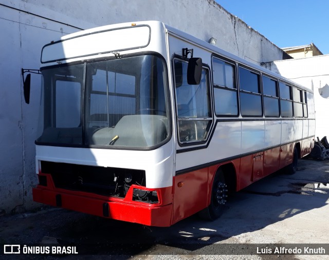 Motorhomes 7879 na cidade de Rio Grande, Rio Grande do Sul, Brasil, por Luis Alfredo Knuth. ID da foto: 9088263.