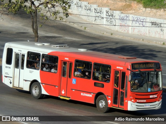 Viação Santa Edwiges 69194 na cidade de Belo Horizonte, Minas Gerais, Brasil, por Adão Raimundo Marcelino. ID da foto: 9088340.