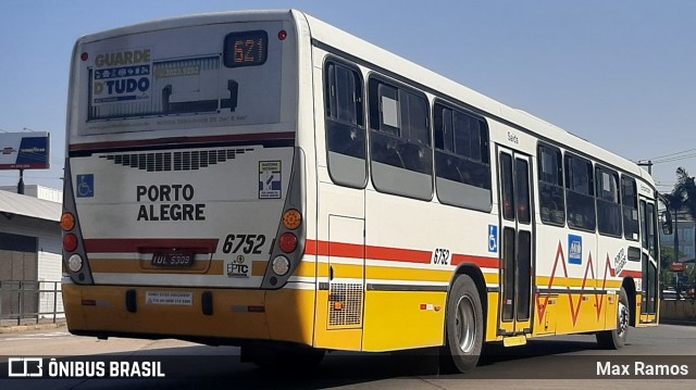 SOPAL - Sociedade de Ônibus Porto-Alegrense Ltda. 6752 na cidade de Porto Alegre, Rio Grande do Sul, Brasil, por Max Ramos. Número da foto: #9087863.