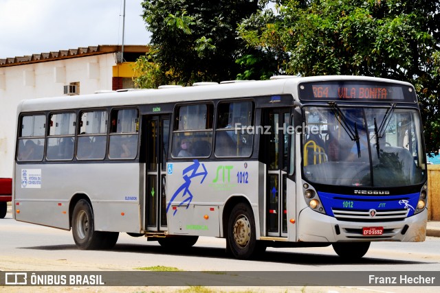 Viação Rosa Vitória da Conquista 1012 na cidade de Vitória da Conquista, Bahia, Brasil, por Franz Hecher. Número da foto: #9088366.