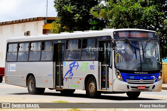 Viação Rosa Vitória da Conquista 1012 na cidade de Vitória da Conquista, Bahia, Brasil, por Franz Hecher. ID da foto: 9088366.