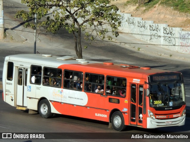 Viação Novo Retiro 88200 na cidade de Belo Horizonte, Minas Gerais, Brasil, por Adão Raimundo Marcelino. ID da foto: 9088356.