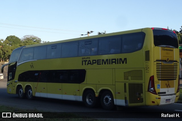 Viação Itapemirim 17011 na cidade de Barra do Piraí, Rio de Janeiro, Brasil, por Rafael H.. ID da foto: 9090858.