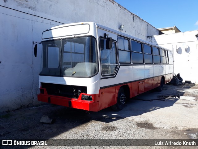 Motorhomes 7879 na cidade de Rio Grande, Rio Grande do Sul, Brasil, por Luis Alfredo Knuth. ID da foto: 9091817.