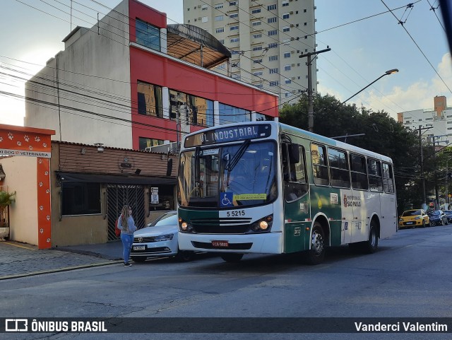 Move 5 5215 na cidade de São Paulo, São Paulo, Brasil, por Vanderci Valentim. Número da foto: #9042521.