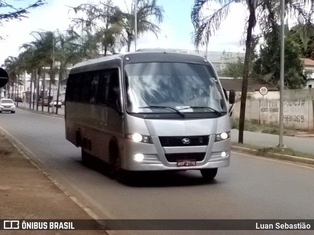 Ônibus Particulares 000 na cidade de Formosa, Goiás, Brasil, por Luan Sebastião. Número da foto: #9043242.