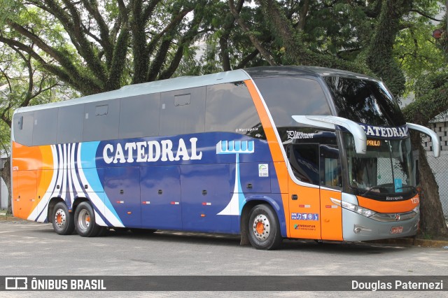 Catedral Turismo 1276 na cidade de São Paulo, São Paulo, Brasil, por Douglas Paternezi. Número da foto: #9096116.