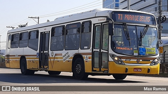 Companhia Carris Porto-Alegrense 0772 na cidade de Porto Alegre, Rio Grande do Sul, Brasil, por Max Ramos. Número da foto: #9098005.