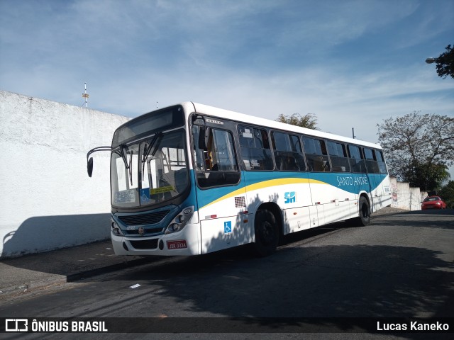 Viação Vaz 02 602 na cidade de Santo André, São Paulo, Brasil, por Lucas Kaneko. ID da foto: 9098096.