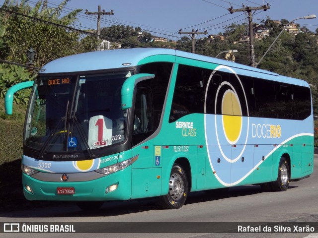 Doce Rio Fretamento e Turismo 5300 na cidade de Petrópolis, Rio de Janeiro, Brasil, por Rafael da Silva Xarão. Número da foto: #9100404.