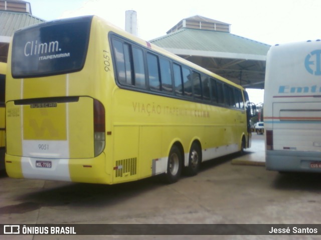 Viação Itapemirim 9051 na cidade de Pirassununga, São Paulo, Brasil, por Jessé Santos. ID da foto: 9103205.