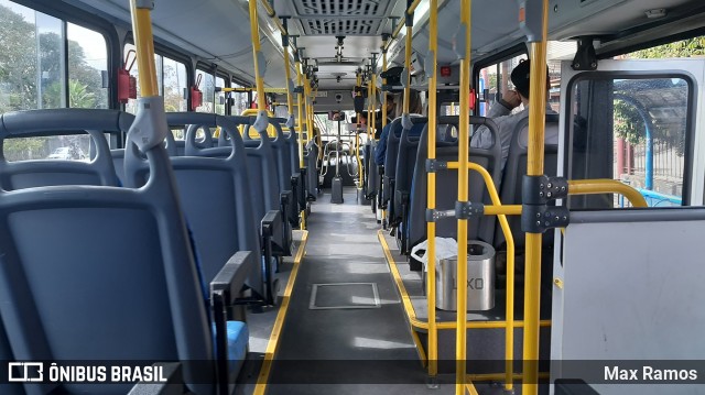 Companhia Carris Porto-Alegrense 0001 na cidade de Porto Alegre, Rio Grande do Sul, Brasil, por Max Ramos. Número da foto: #9101388.