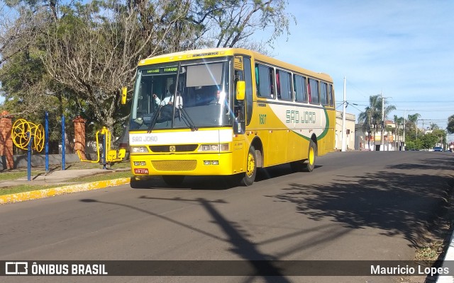 São João - Victor Razzera & Cia. 1607 na cidade de Santiago, Rio Grande do Sul, Brasil, por Mauricio Lopes. Número da foto: #9106885.