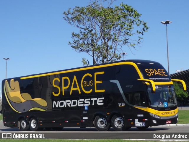 Expresso Nordeste 5430 na cidade de Florianópolis, Santa Catarina, Brasil, por Douglas Andrez. Número da foto: #9108425.