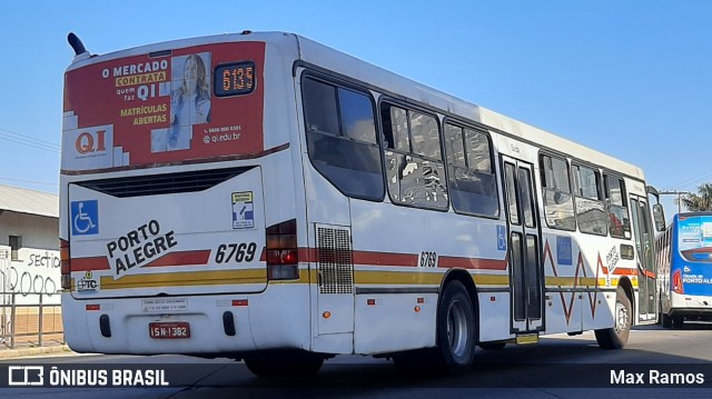SOPAL - Sociedade de Ônibus Porto-Alegrense Ltda. 6769 na cidade de Porto Alegre, Rio Grande do Sul, Brasil, por Max Ramos. Número da foto: #9107226.