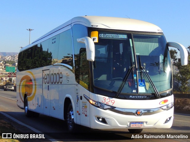 Realidade Transportes e Turismo 329 na cidade de Belo Horizonte, Minas Gerais, Brasil, por Adão Raimundo Marcelino. ID da foto: 9112336.