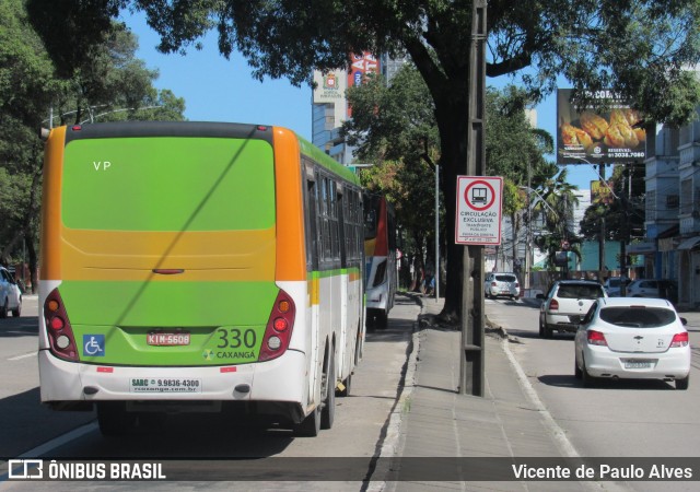 Rodoviária Caxangá 330 na cidade de Recife, Pernambuco, Brasil, por Vicente de Paulo Alves. Número da foto: #9113205.