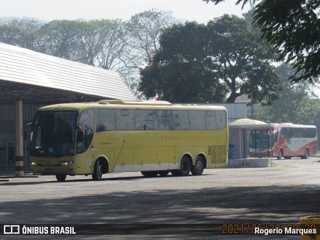 Viação Itapemirim 5717 na cidade de São José dos Campos, São Paulo, Brasil, por Rogerio Marques. Número da foto: #9118208.