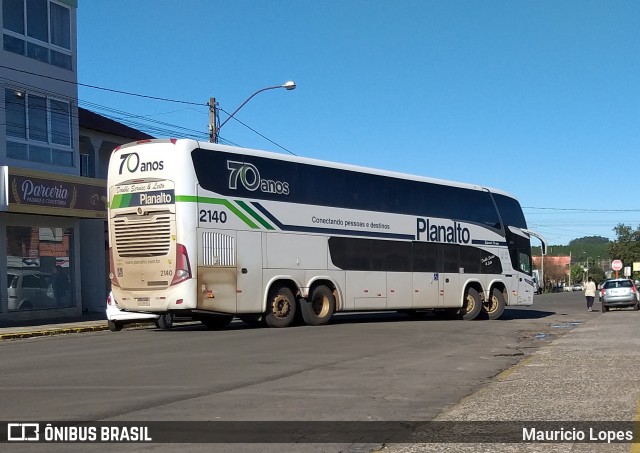 Planalto Transportes 2140 na cidade de Santiago, Rio Grande do Sul, Brasil, por Mauricio Lopes. ID da foto: 9119765.