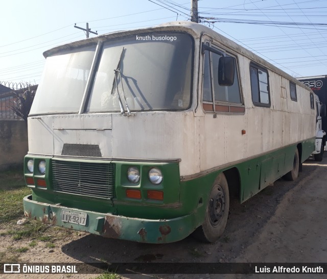 Motorhomes 9217 na cidade de Pelotas, Rio Grande do Sul, Brasil, por Luis Alfredo Knuth. Número da foto: #9120748.
