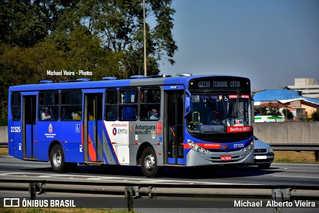 BBTT - Benfica Barueri Transporte e Turismo 27.525 na cidade de Barueri, São Paulo, Brasil, por Michael  Alberto Vieira. Número da foto: #9122338.