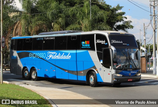 Fidelidade Turismo 5009 na cidade de São Paulo, São Paulo, Brasil, por Vicente de Paulo Alves. Número da foto: #9046107.