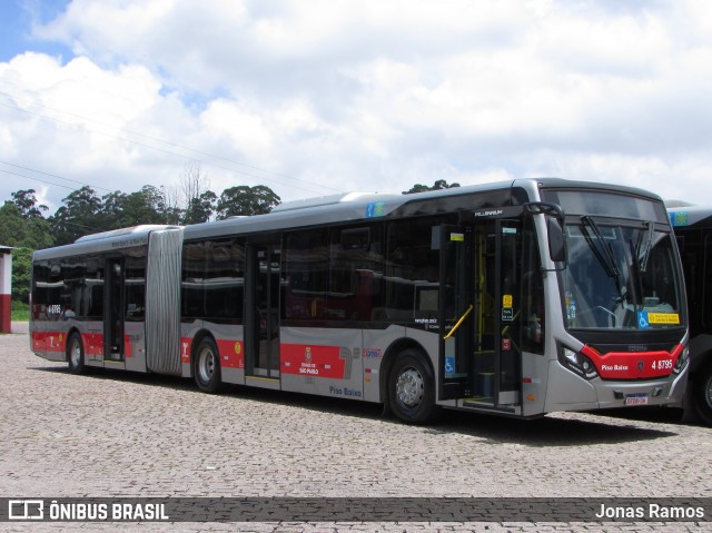 Express Transportes Urbanos Ltda 4 8795 na cidade de São Paulo, São Paulo, Brasil, por Jonas Ramos. ID da foto: 9045581.