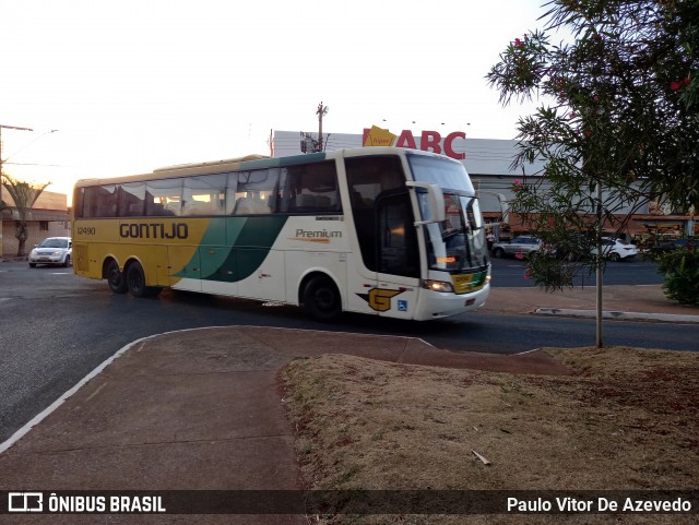 Empresa Gontijo de Transportes 12490 na cidade de Uberaba, Minas Gerais, Brasil, por Paulo Vitor De Azevedo. Número da foto: #9126616.