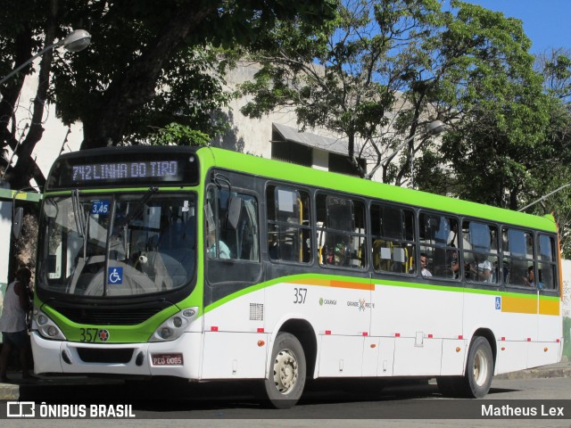 Rodoviária Caxangá 357 na cidade de Recife, Pernambuco, Brasil, por Matheus Lex. Número da foto: #9048708.