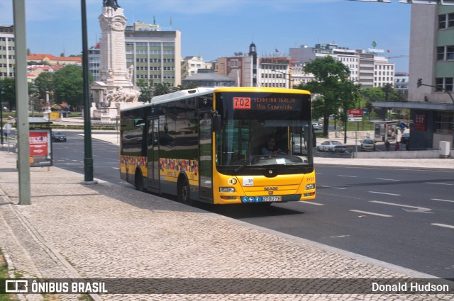 Companhia Carris de Ferro de Lisboa 2958 na cidade de Lisbon, Lisbon, Portugal, por Donald Hudson. Número da foto: #9051114.